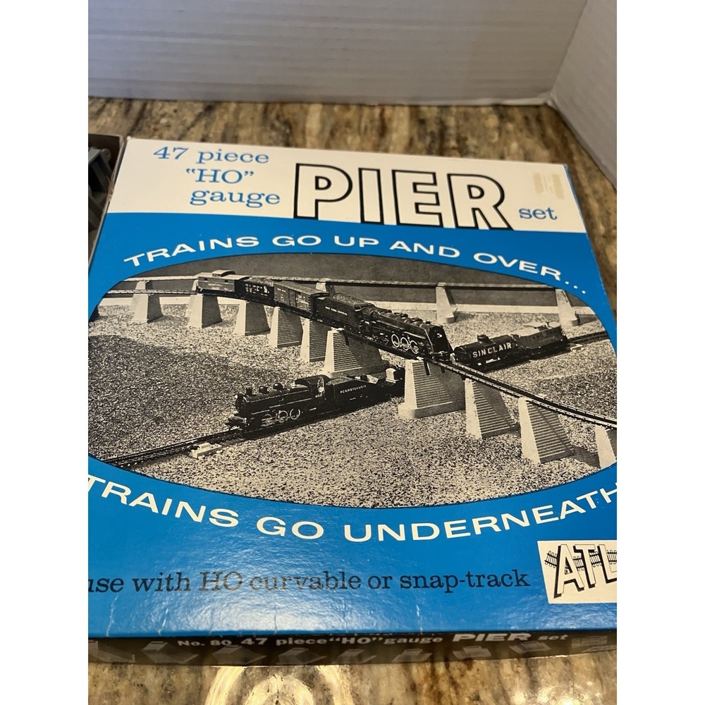 Atlas #80 47 piece Over & Under Pier Set for Track HO Model Train COMPLETE Good